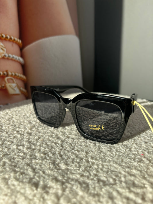 Black sunglasses