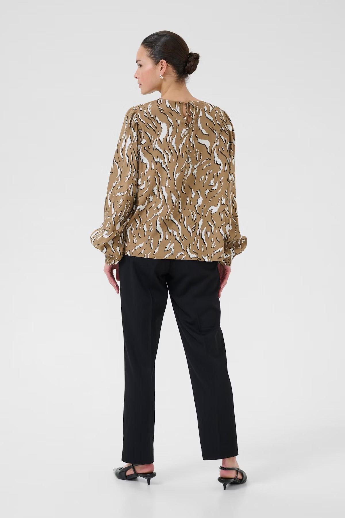 KAmille Blouse