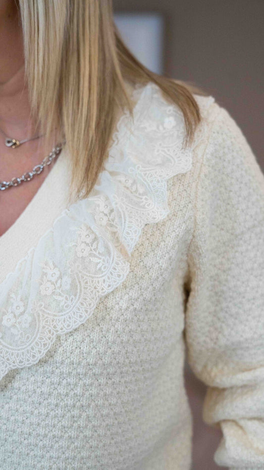 JANIE RUFFLE CARDIGAN