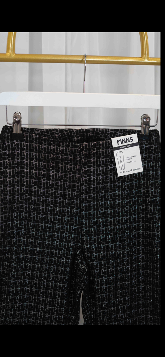 Pinns Black/Silver Tile 302CT