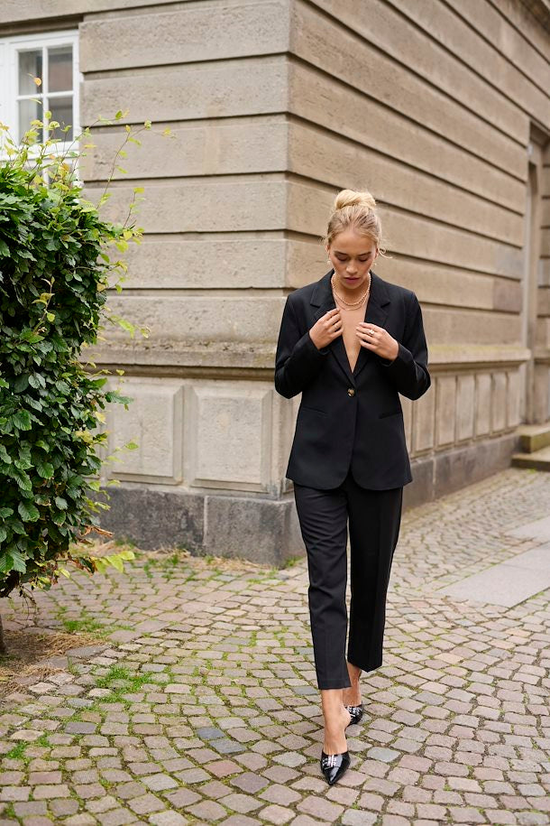 KAsakura Trousers Black