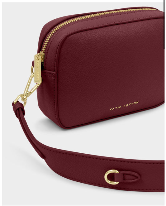 Avery Small Crossbody Bag