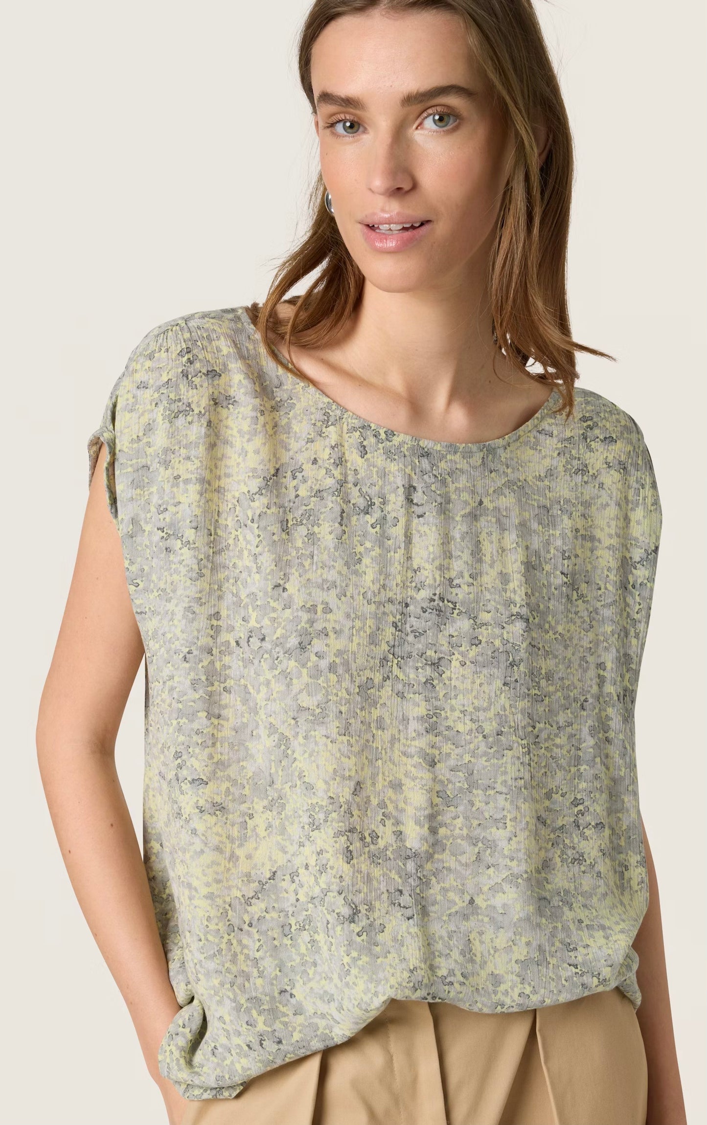 Zaya Top