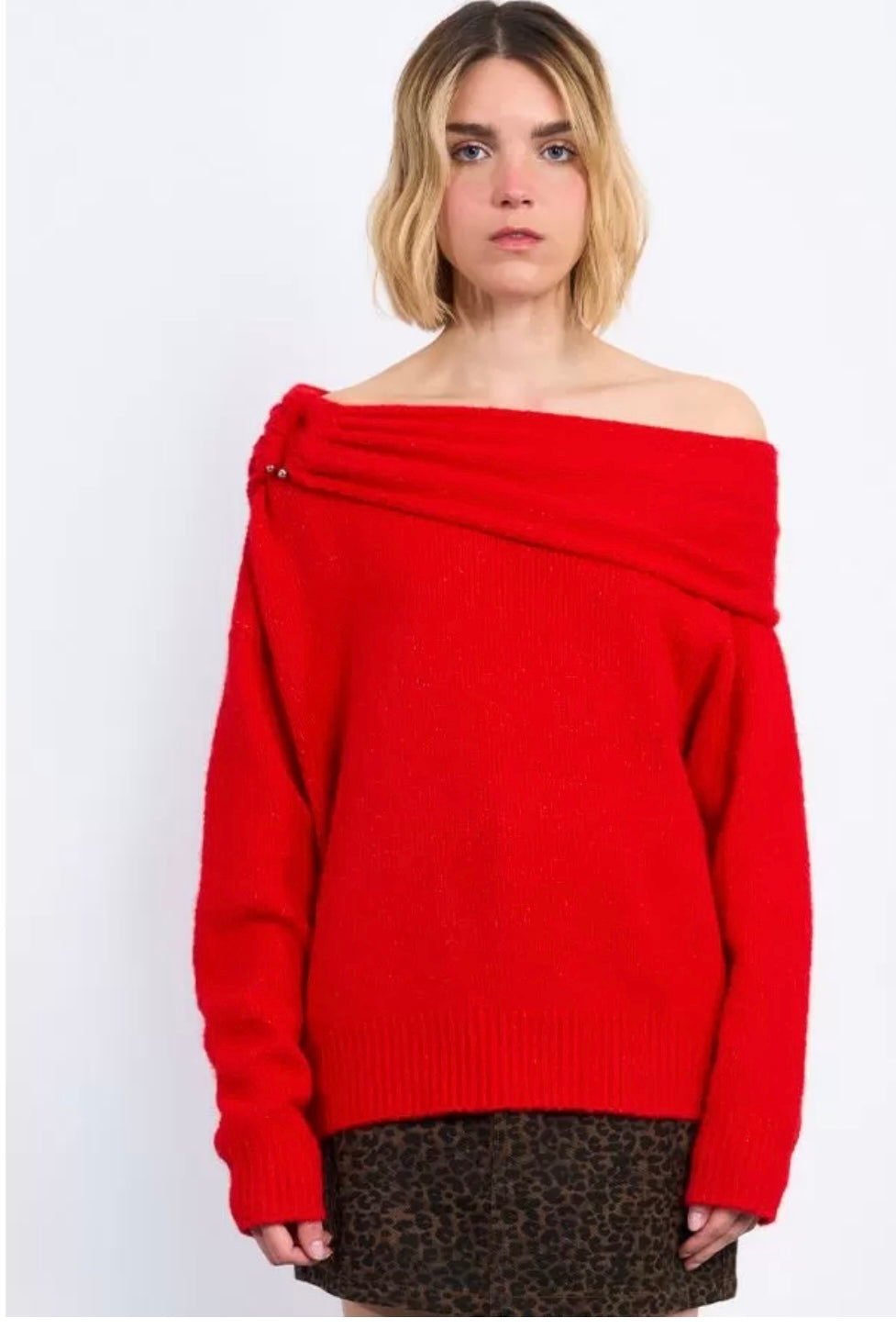 ASYMMETRICAL KNIT SWEATER