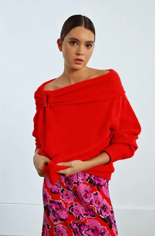 ASYMMETRICAL KNIT SWEATER