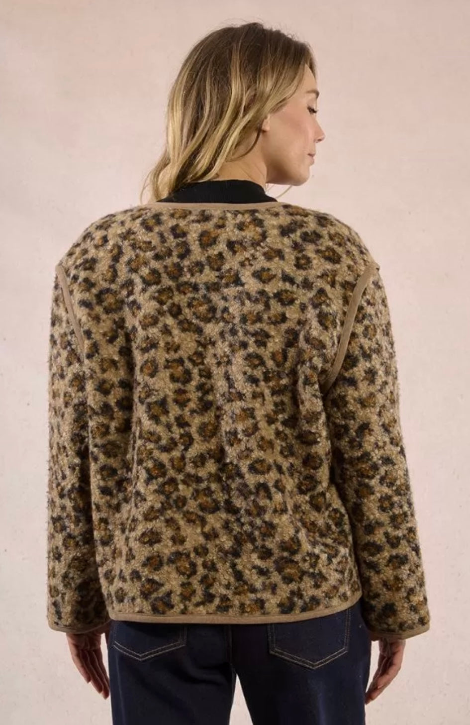 TEXTURED LEOPARD PRINT JACKET