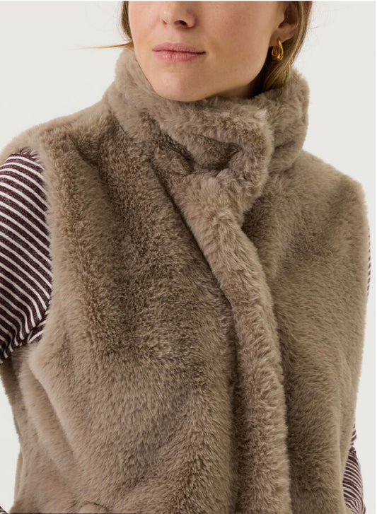 Taupe Gilet