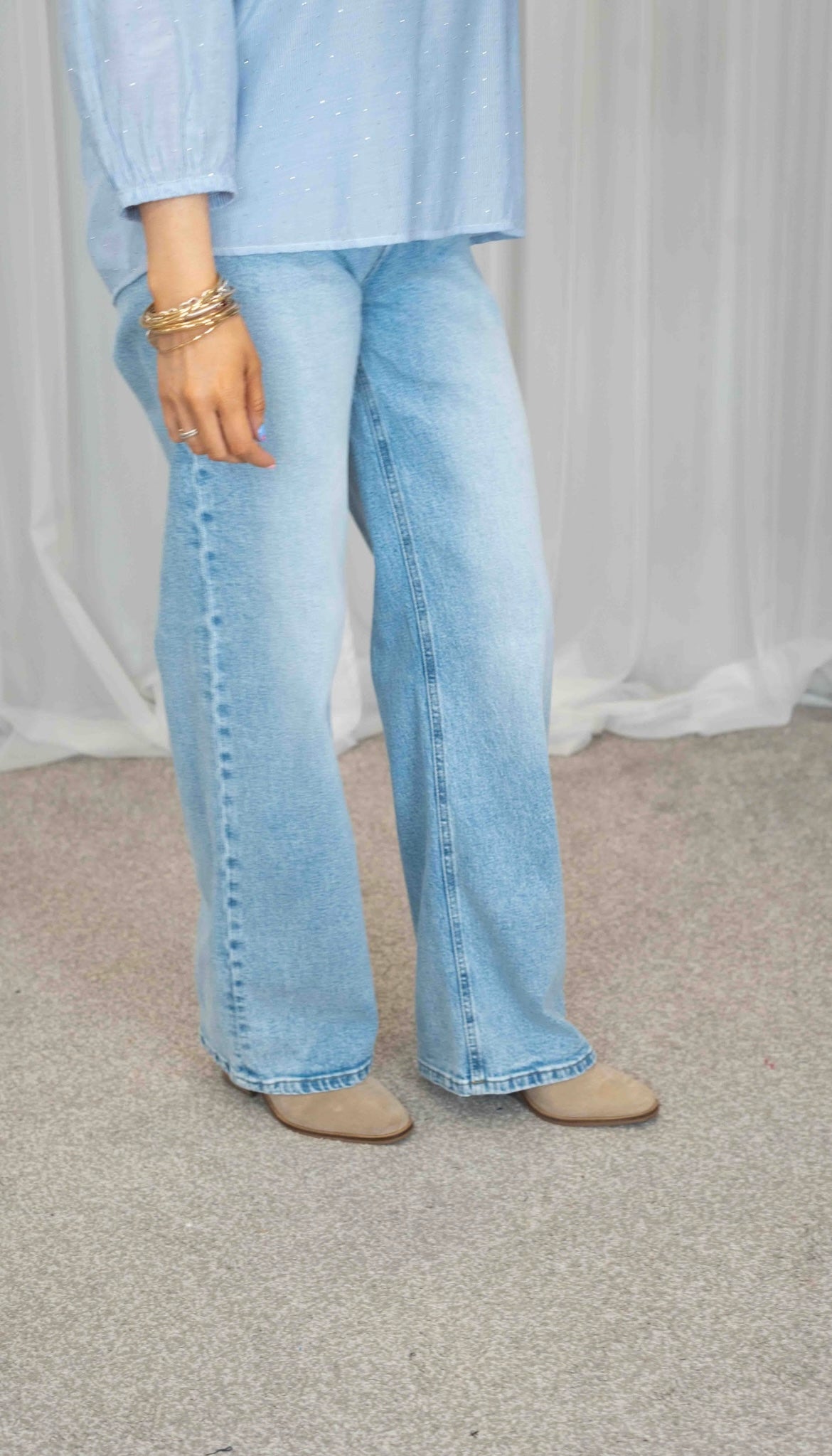 Amy wide leg jeans (light wash)