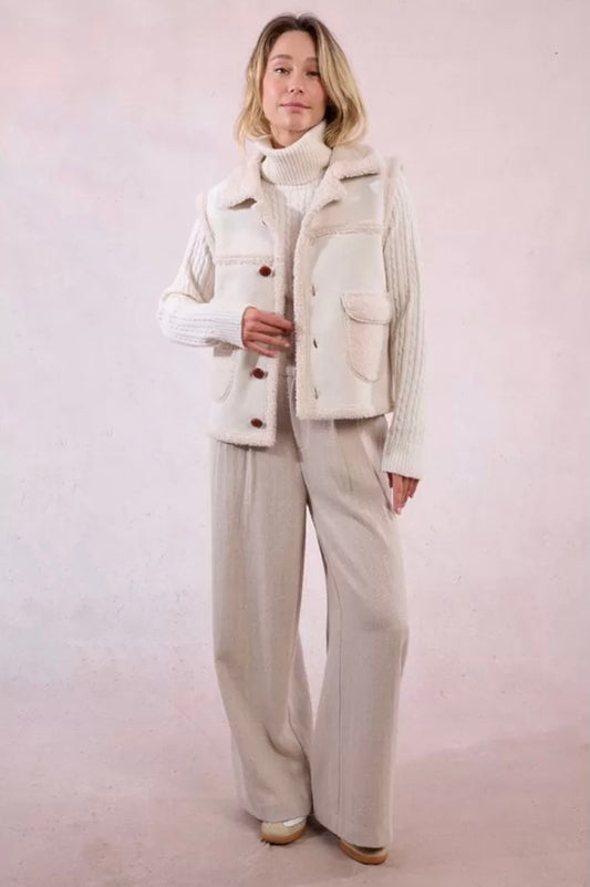 SLEEVELESS JACKET, IMITATION SHEEPSKIN