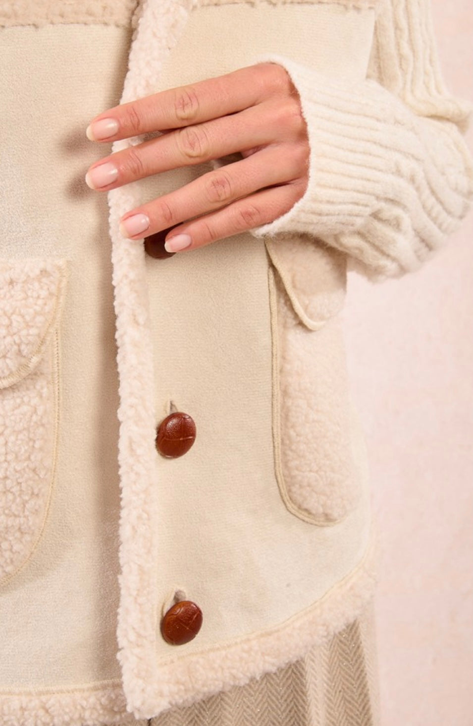 SLEEVELESS JACKET, IMITATION SHEEPSKIN