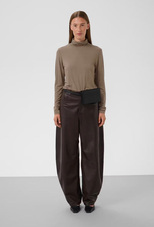 SLHanadi Rollneck