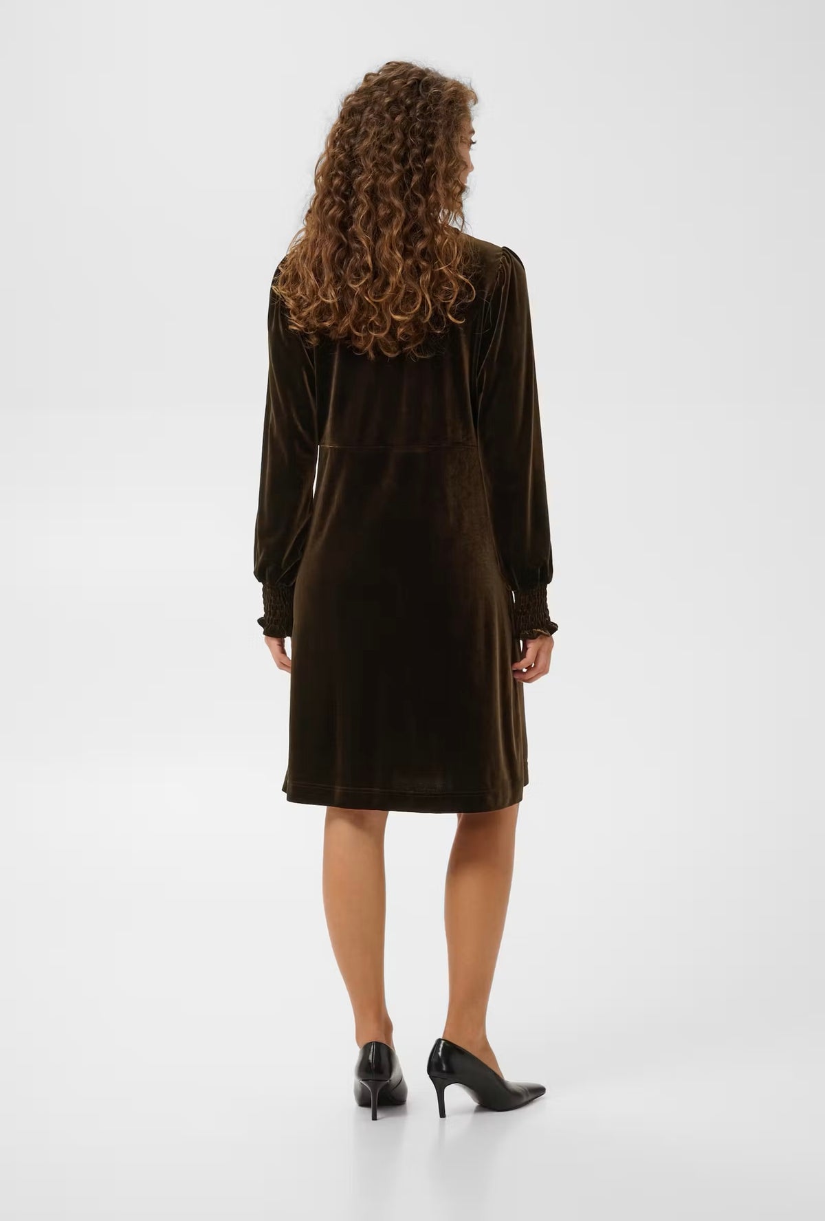 CUCHANANNA Velvet dress