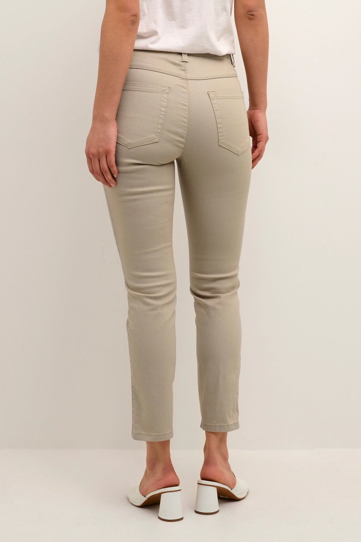 KAzelina straight jean
