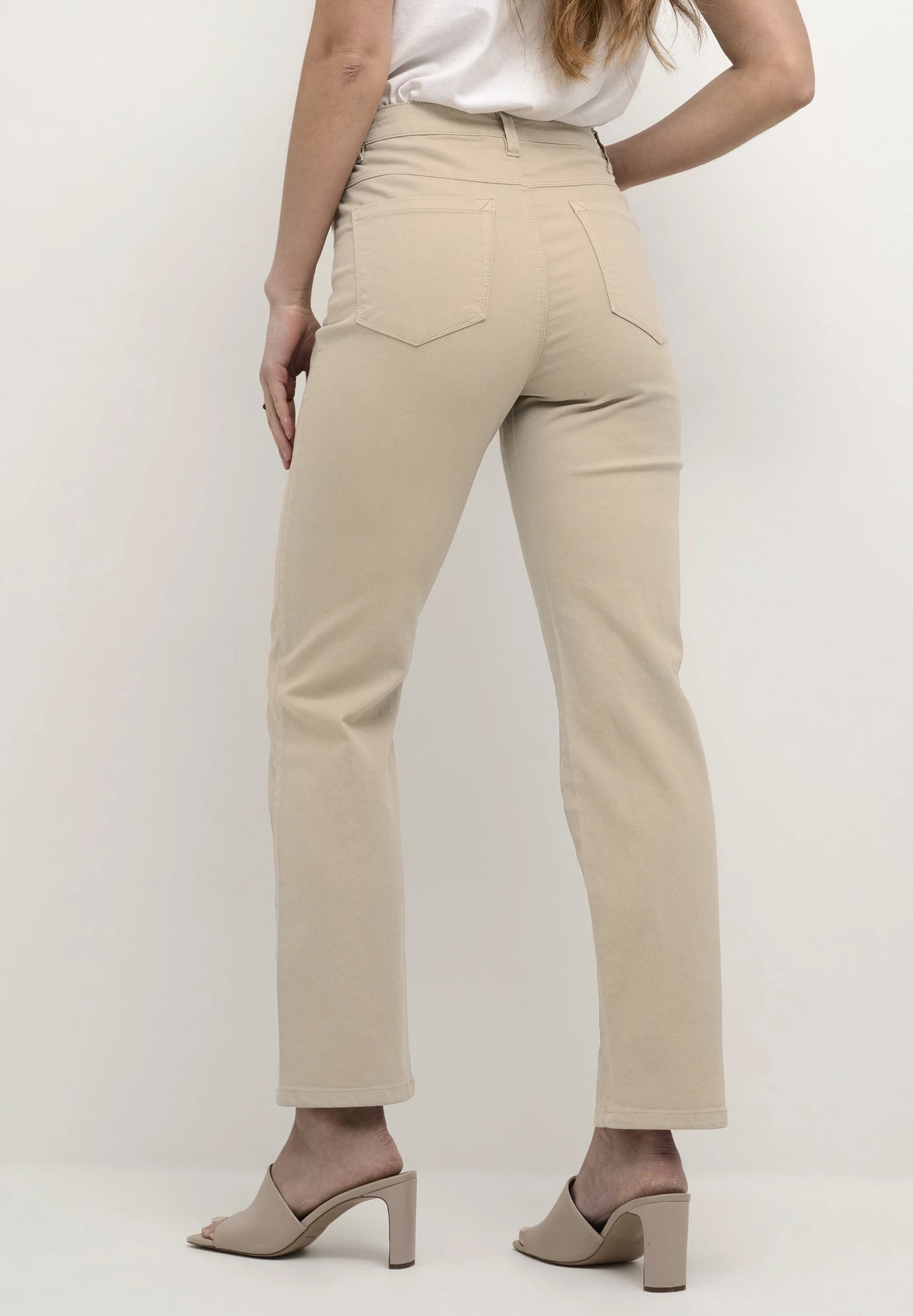KAzelina straight jean