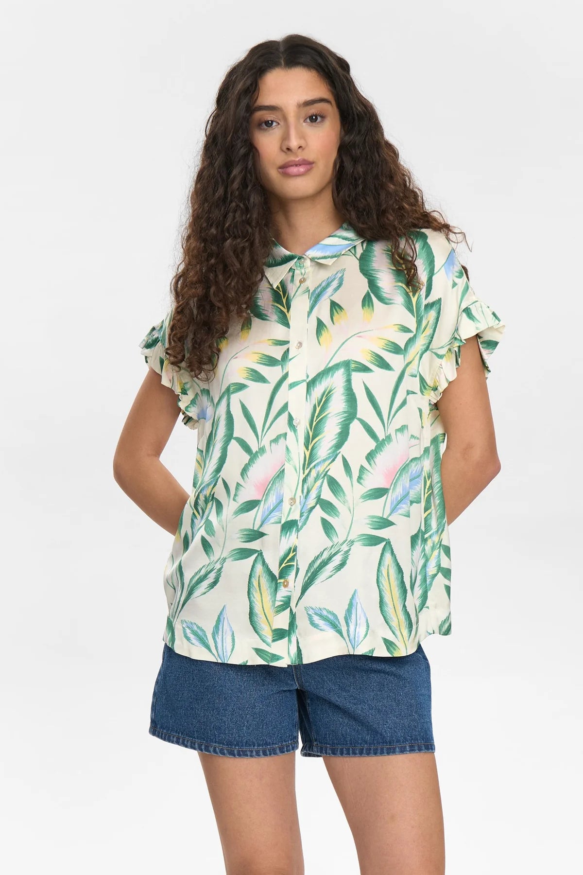 Nugwenna Shirt