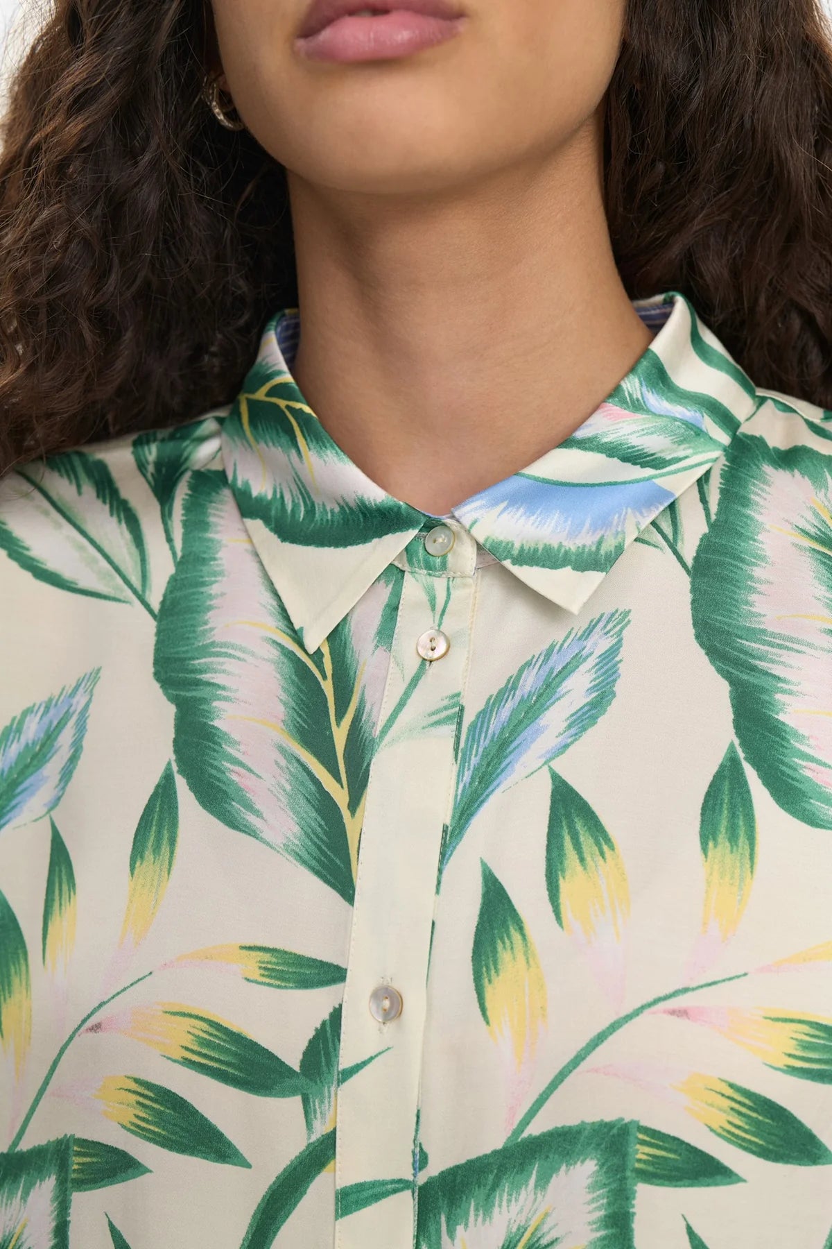 Nugwenna Shirt