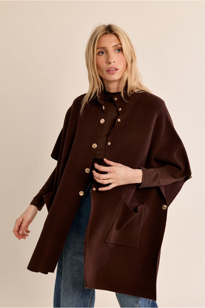 KNITTED CAPE