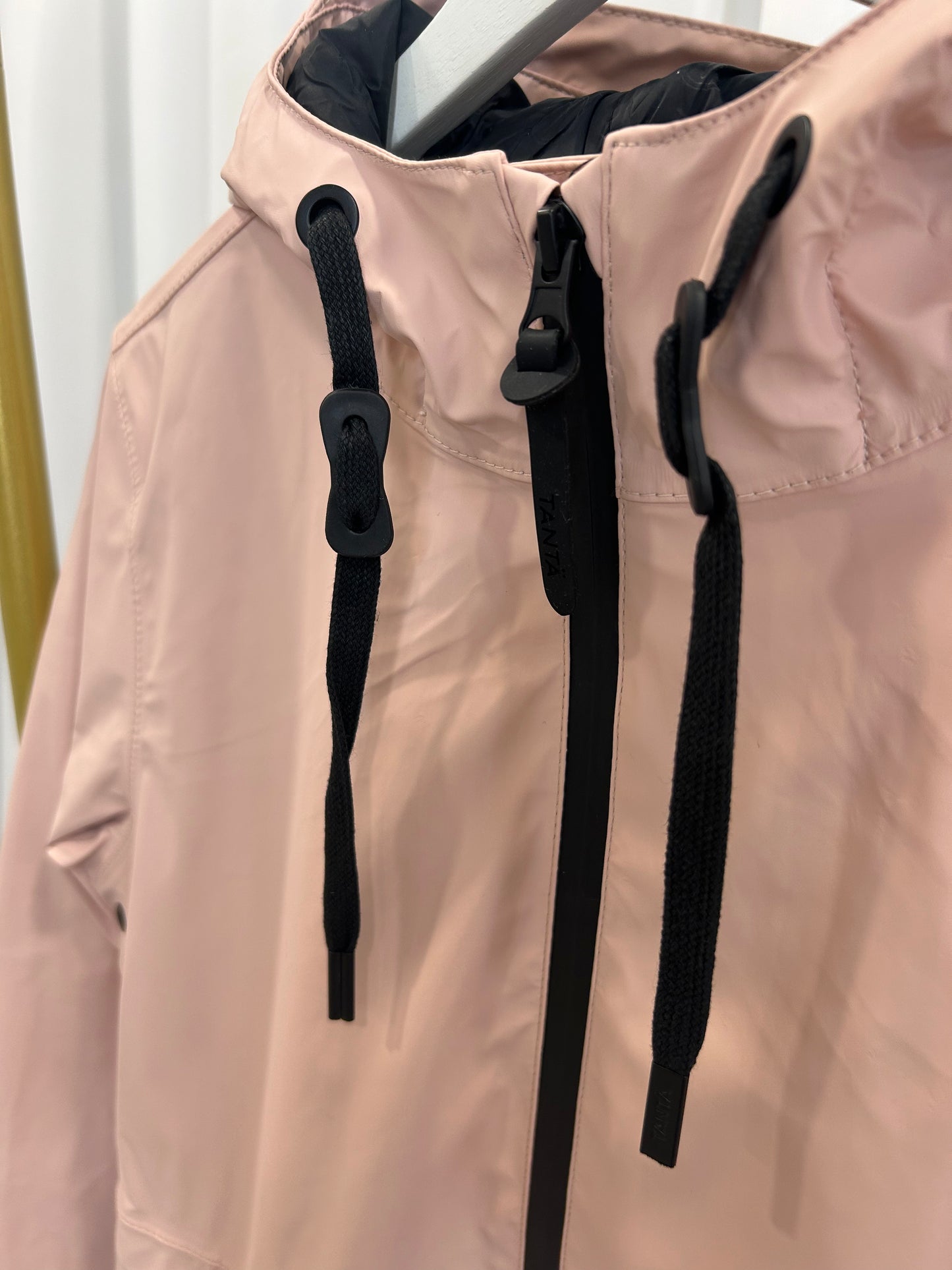 Vand Cameo Rose Coat
