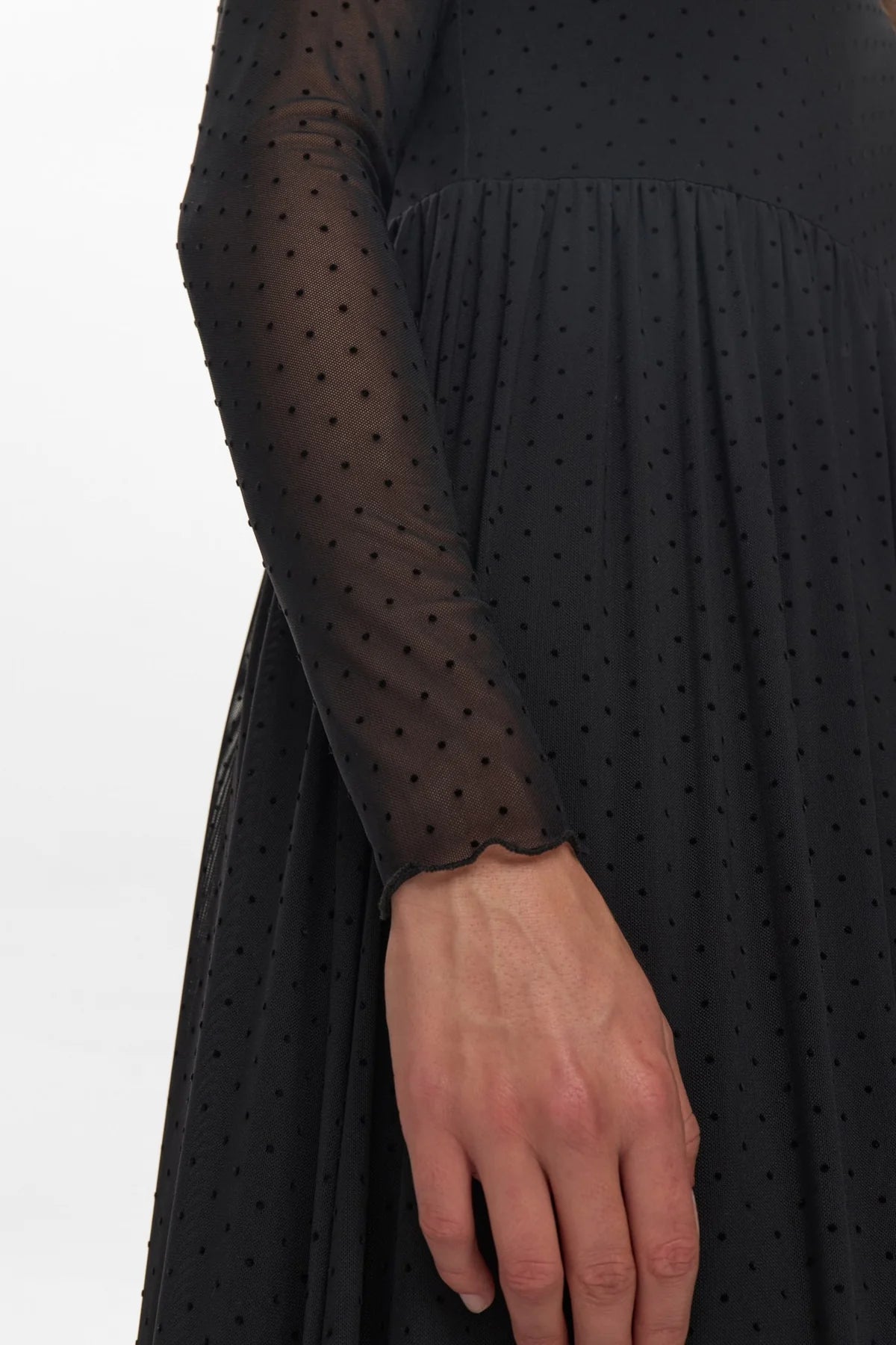 JINNIE DRESS - Caviar