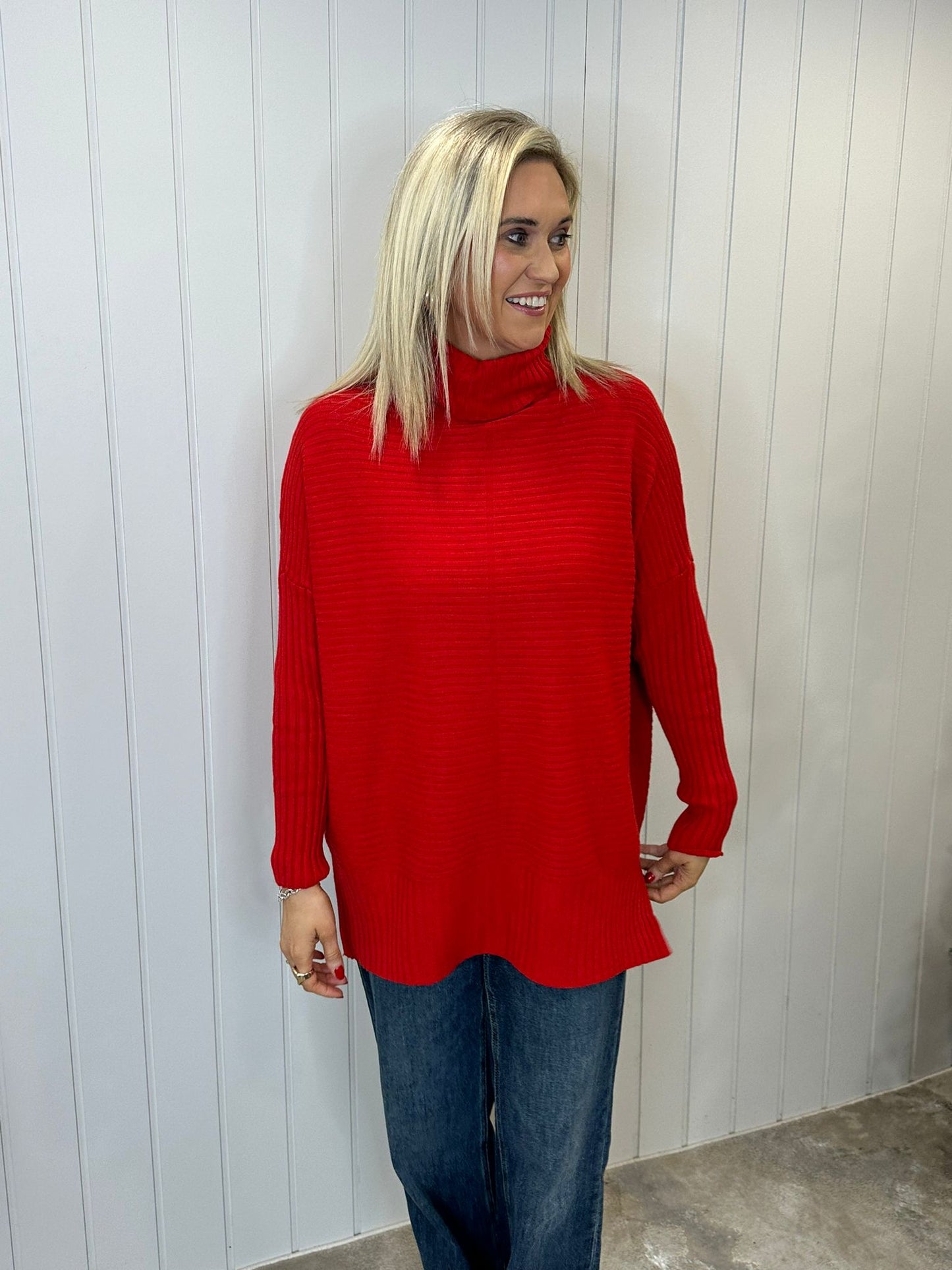 Red longline Jumper
