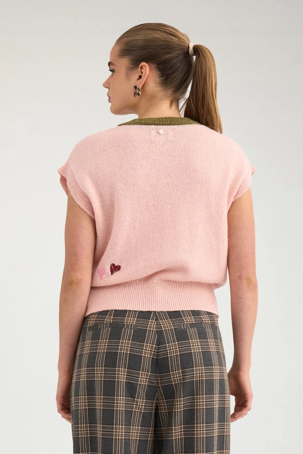 NUYPPA VEST