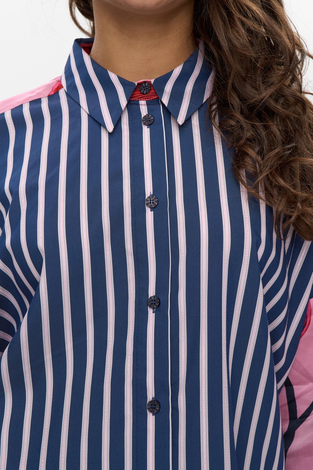 NUJOELLE Shirt