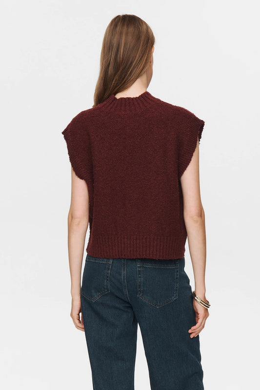 CALY vest