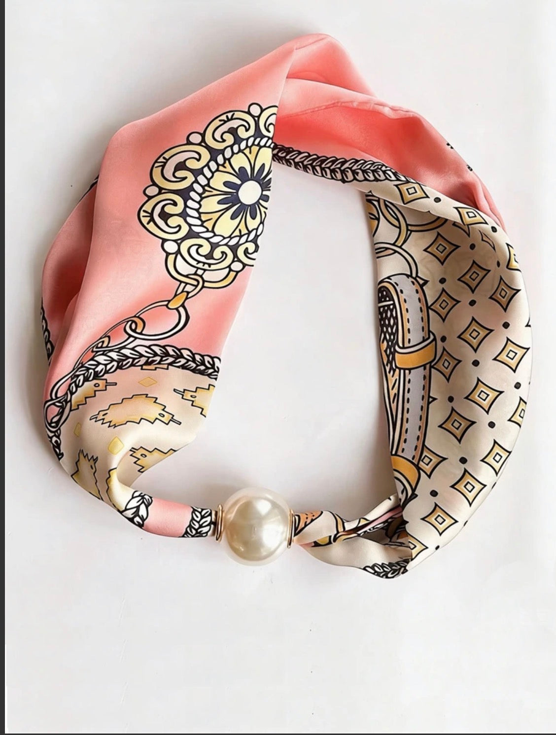 Pearl Magnetic Scarf J