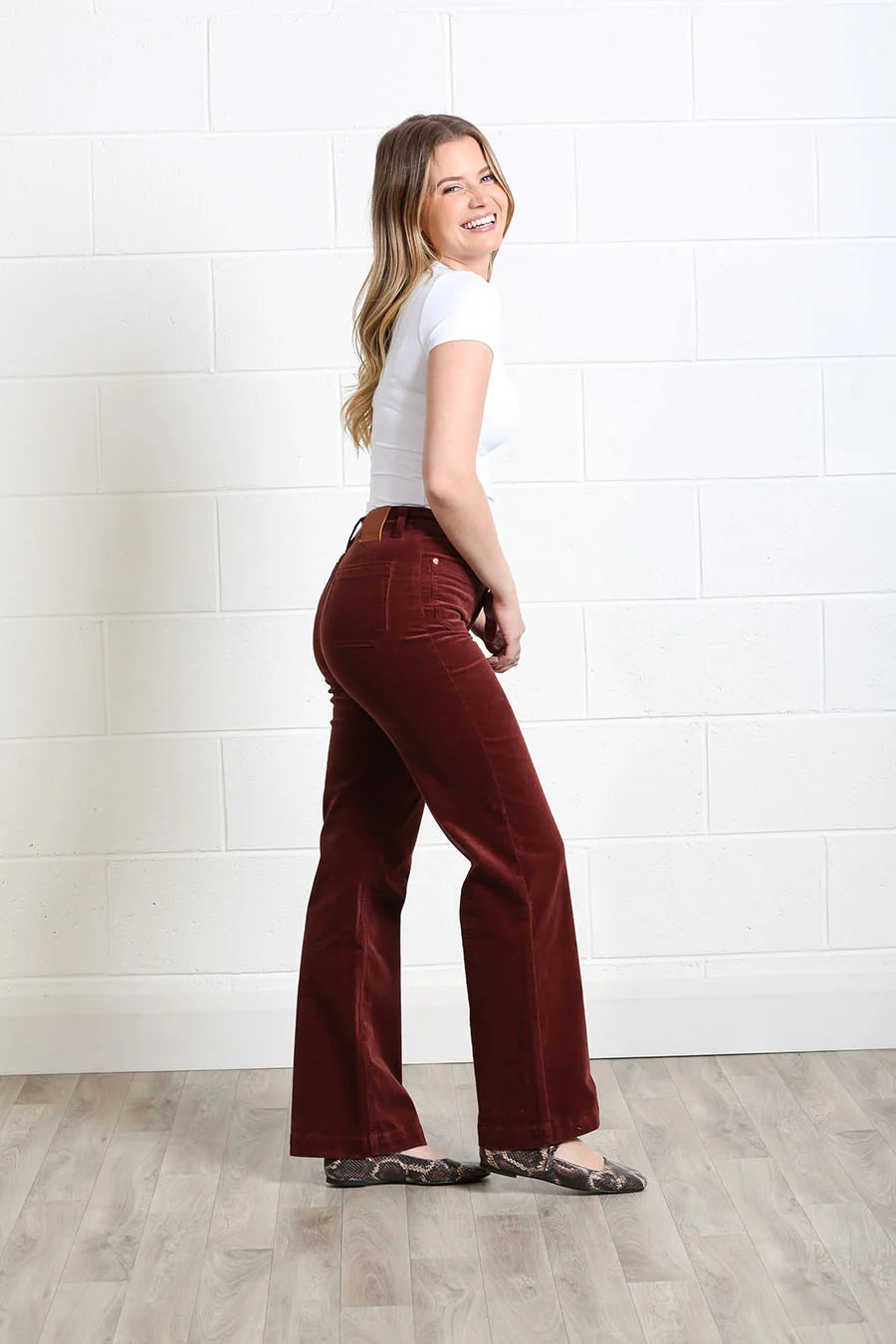 Bridget cord wide leg Jean