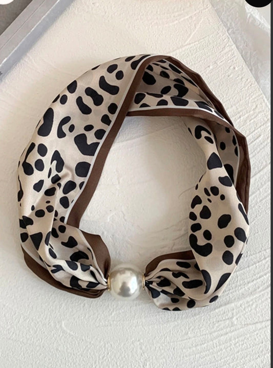 Pearl Magnetic Scarf M