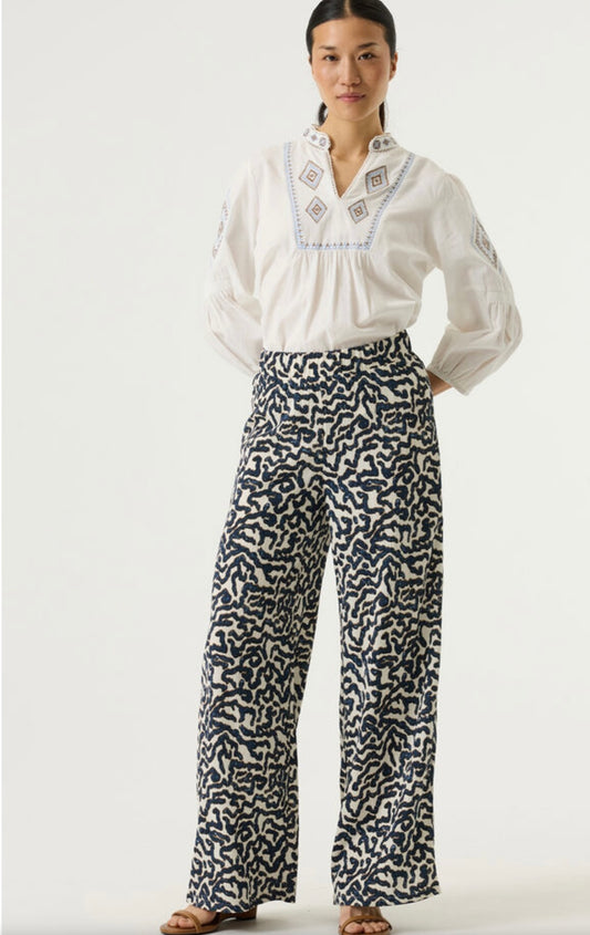 Printed trousers