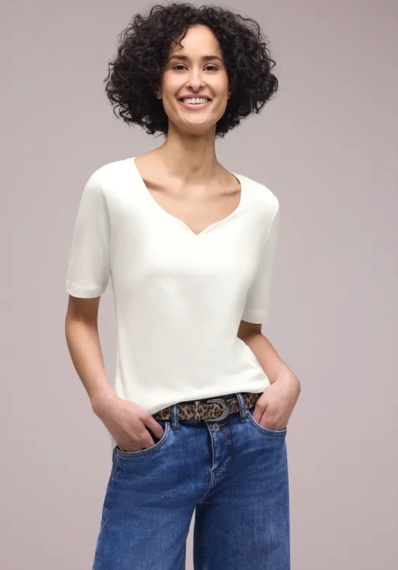 Ada heart neck Top