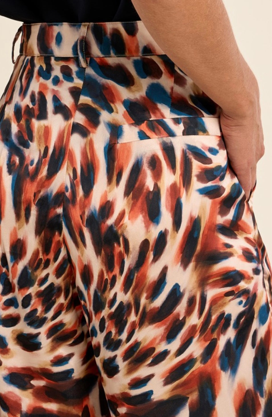 PRINTED TROUSERS
