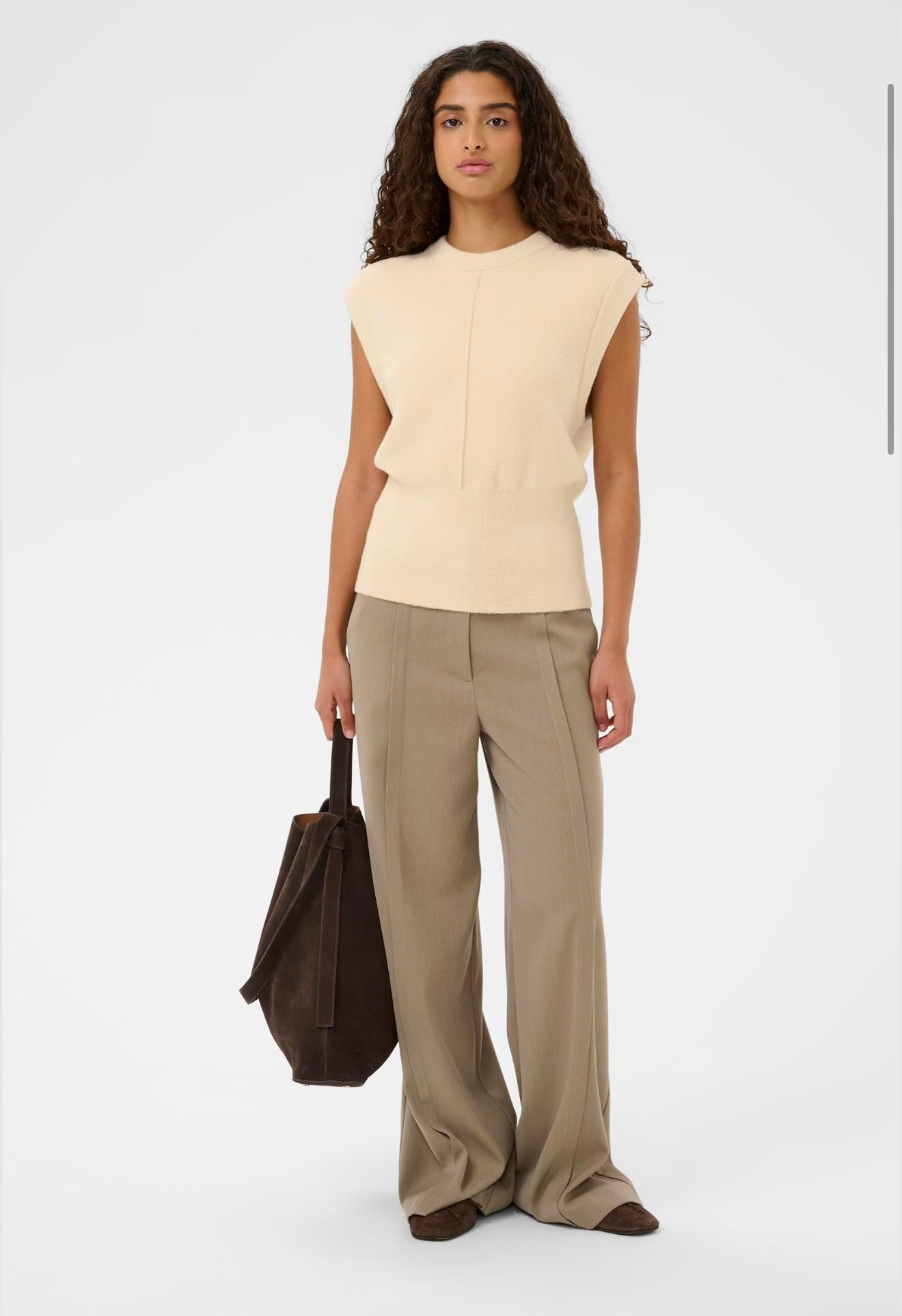 SLnerea vest (cream)