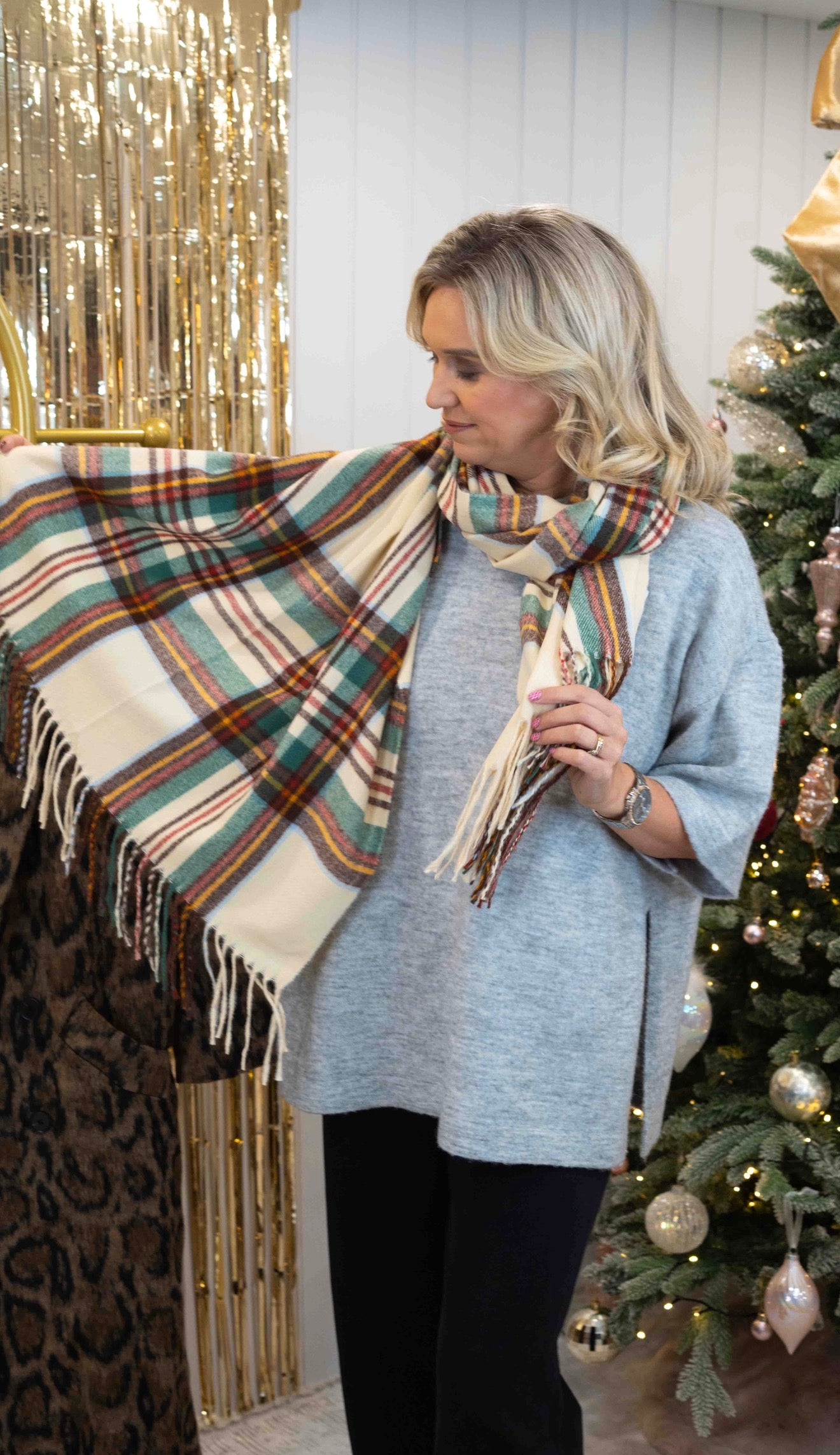 Cream tartan Scarf