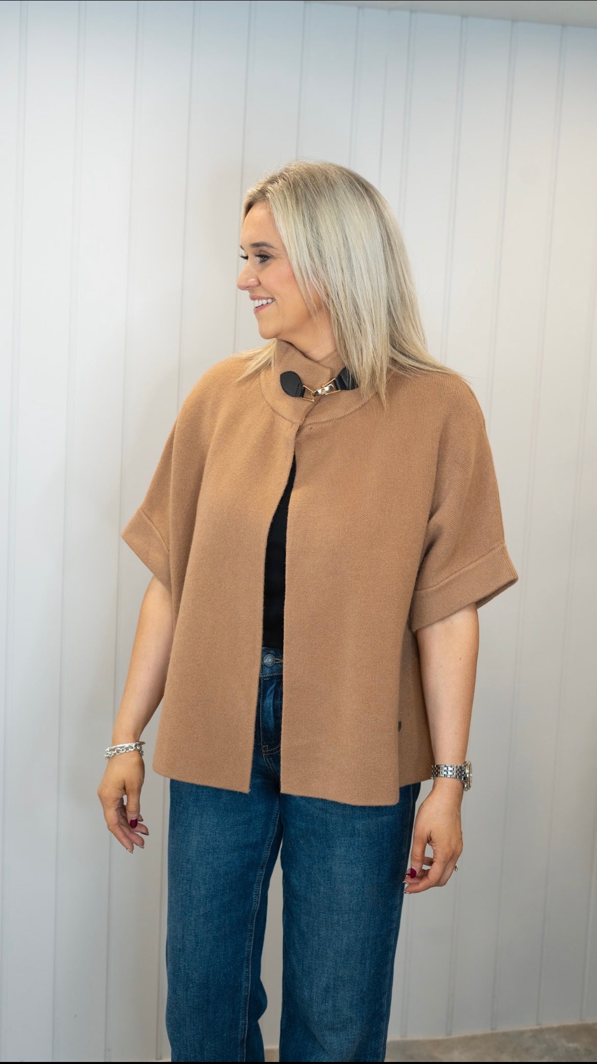 Camel Cape