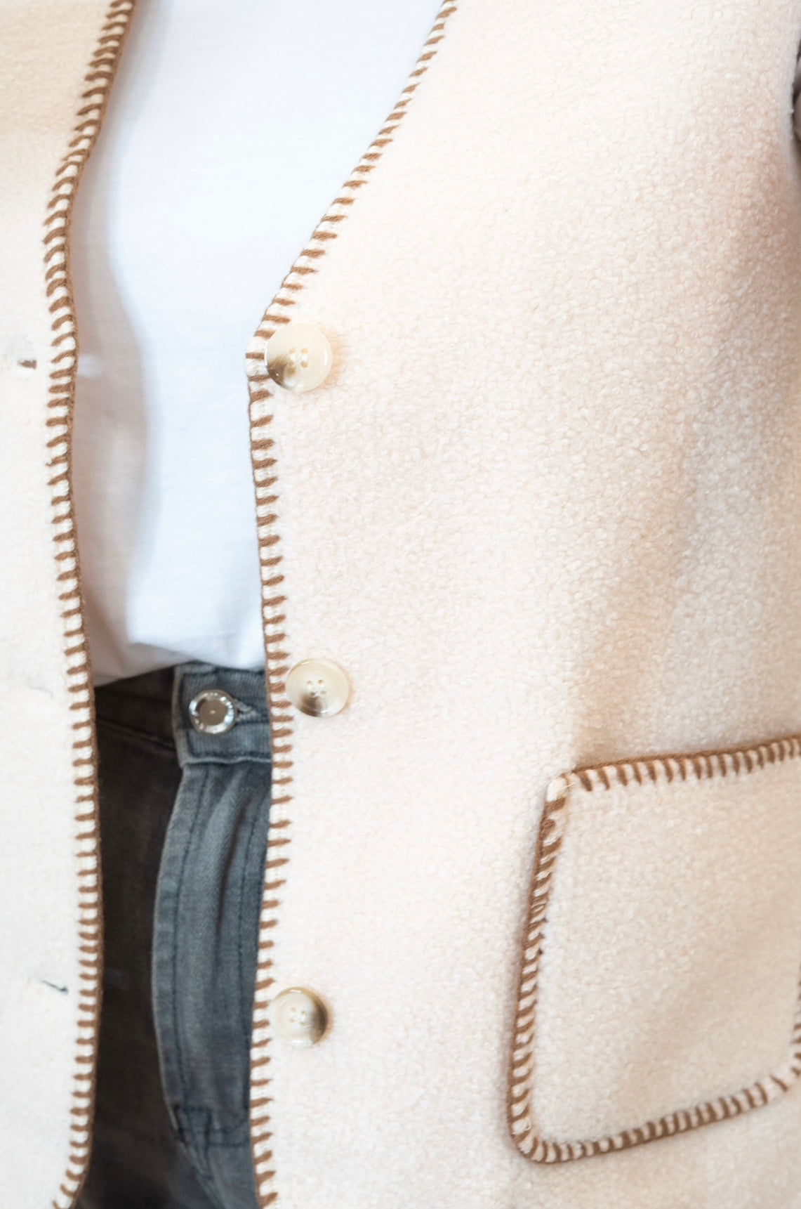 Cream gilet