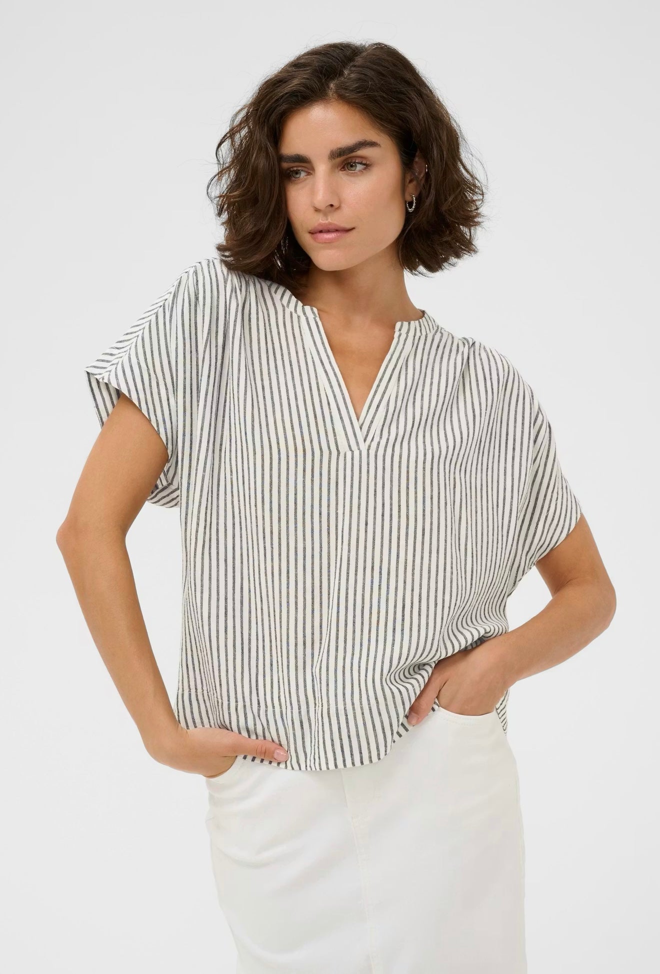 KAmilia Linen Top