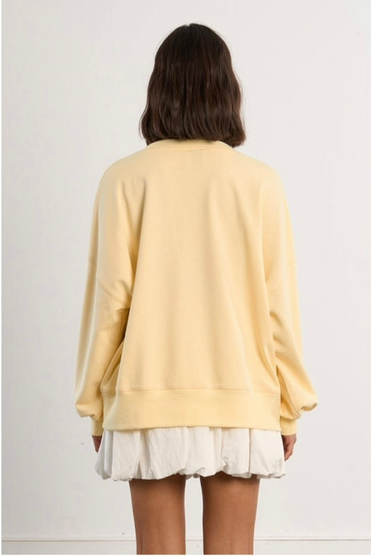 OVERSIZED SWEATSHIRT