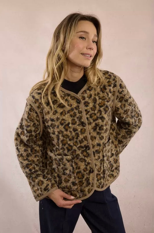 TEXTURED LEOPARD PRINT JACKET