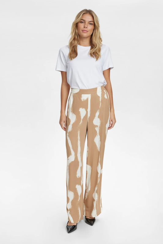 NUESTELLE TROUSERS - Tannin