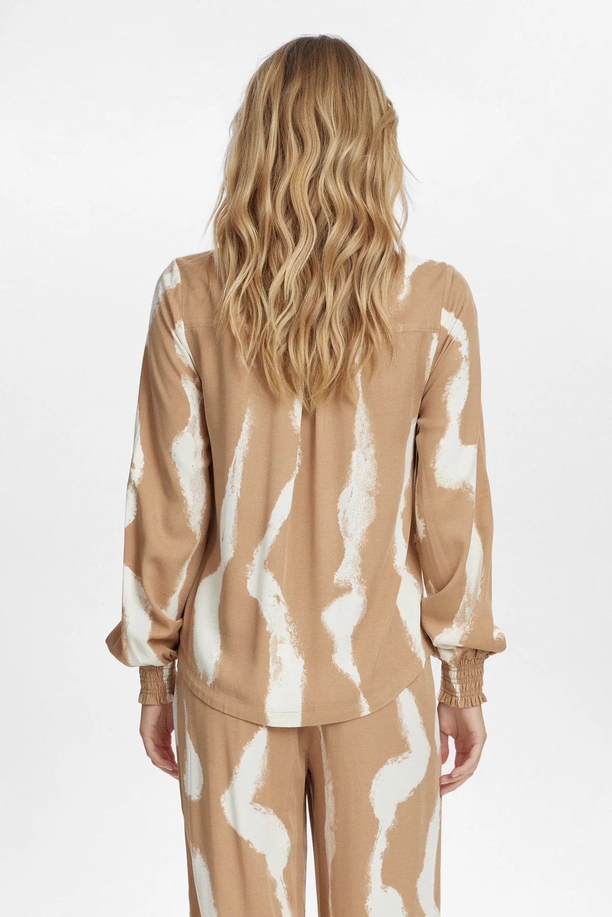 NUESTELLE SHIRT - Tannin