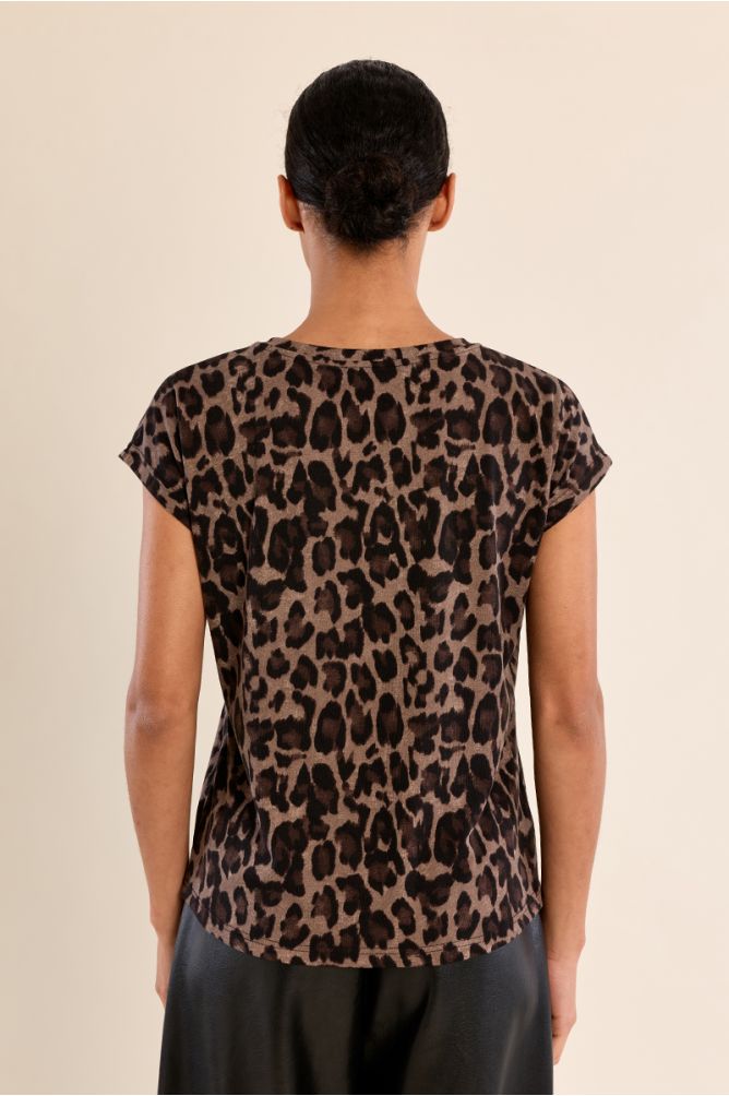 LEOPARD V-NECK T-SHIRT