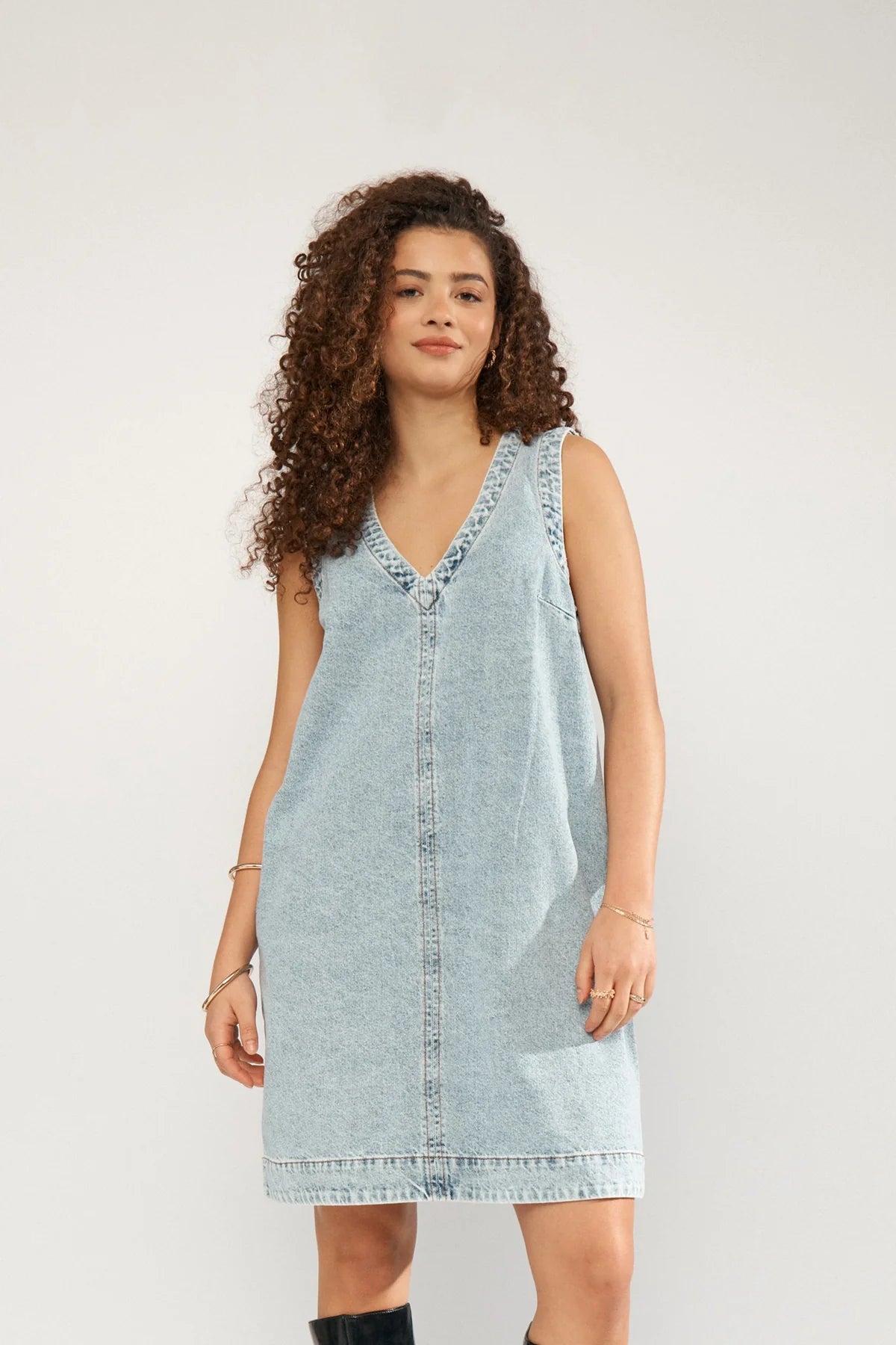 Nuirina Dress