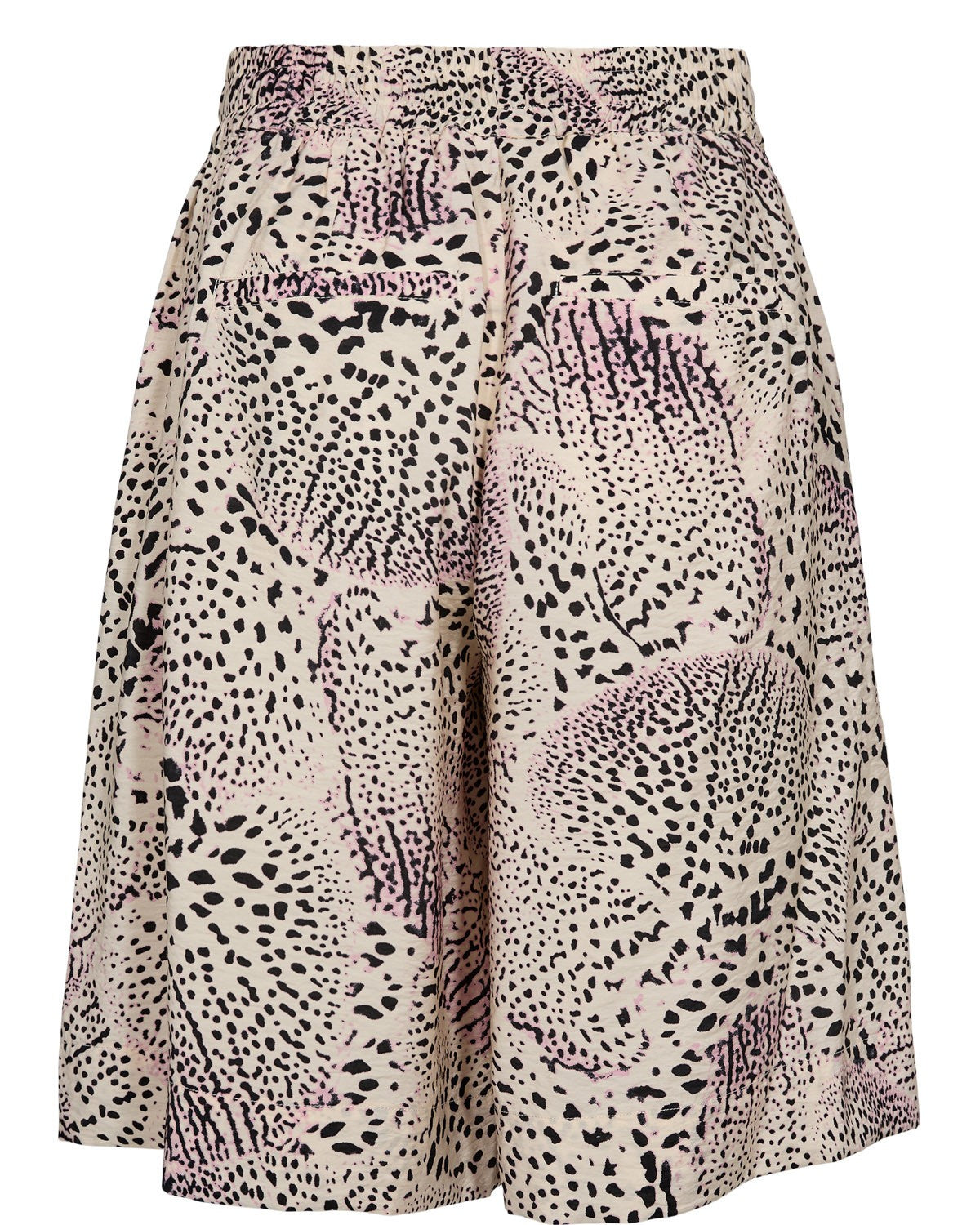 Nushella shorts