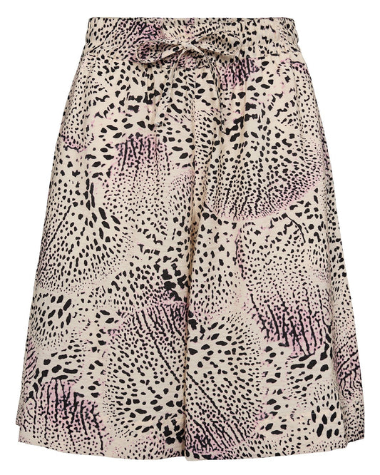 Nushella shorts
