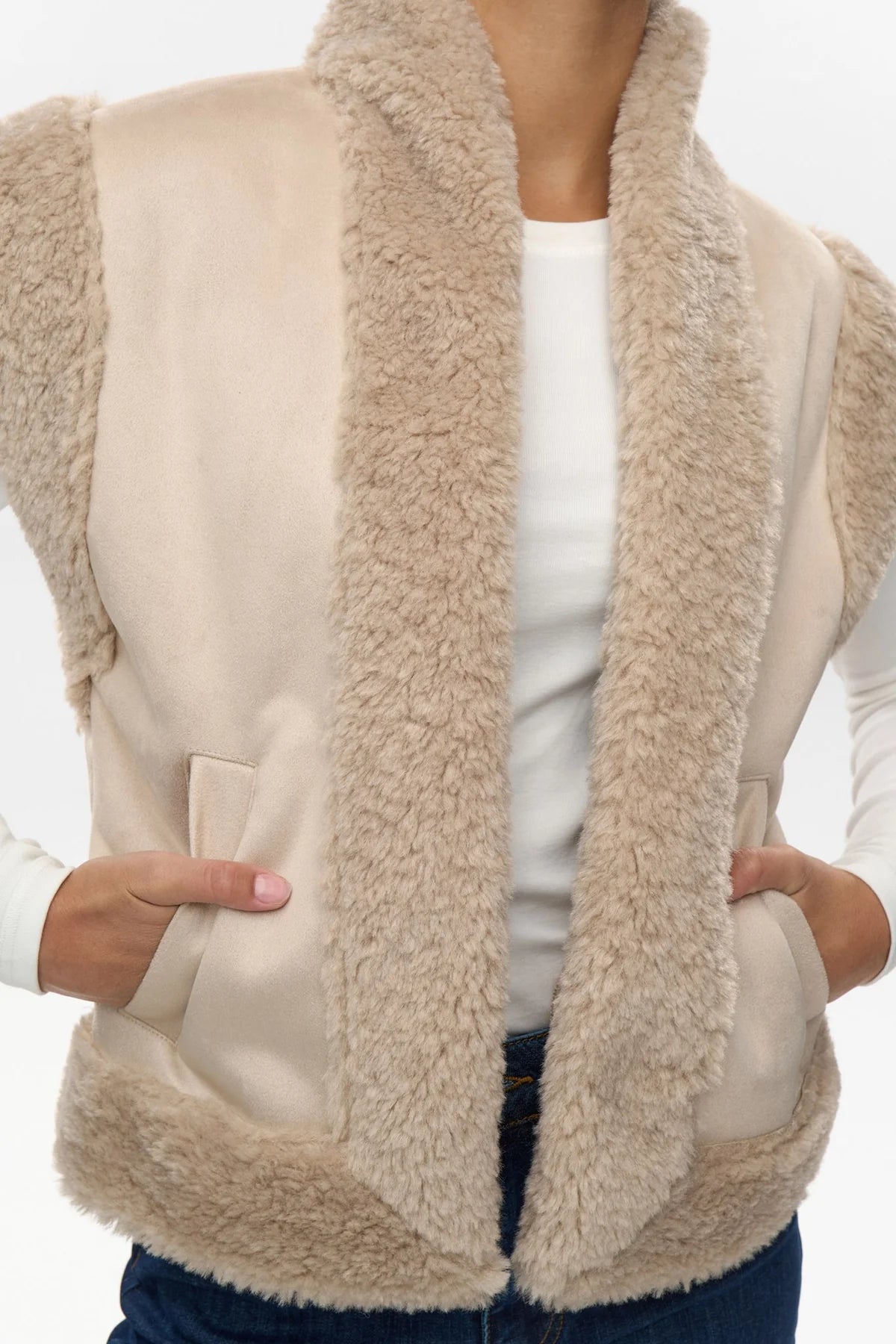 ELLIOT VEST