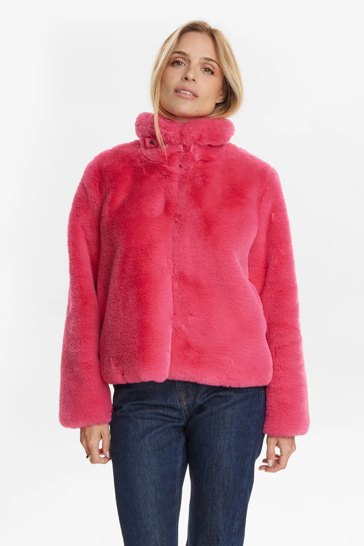 Winda Coat