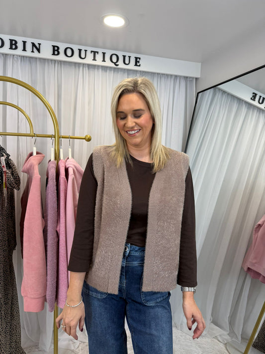 Ayla Brown Gilet