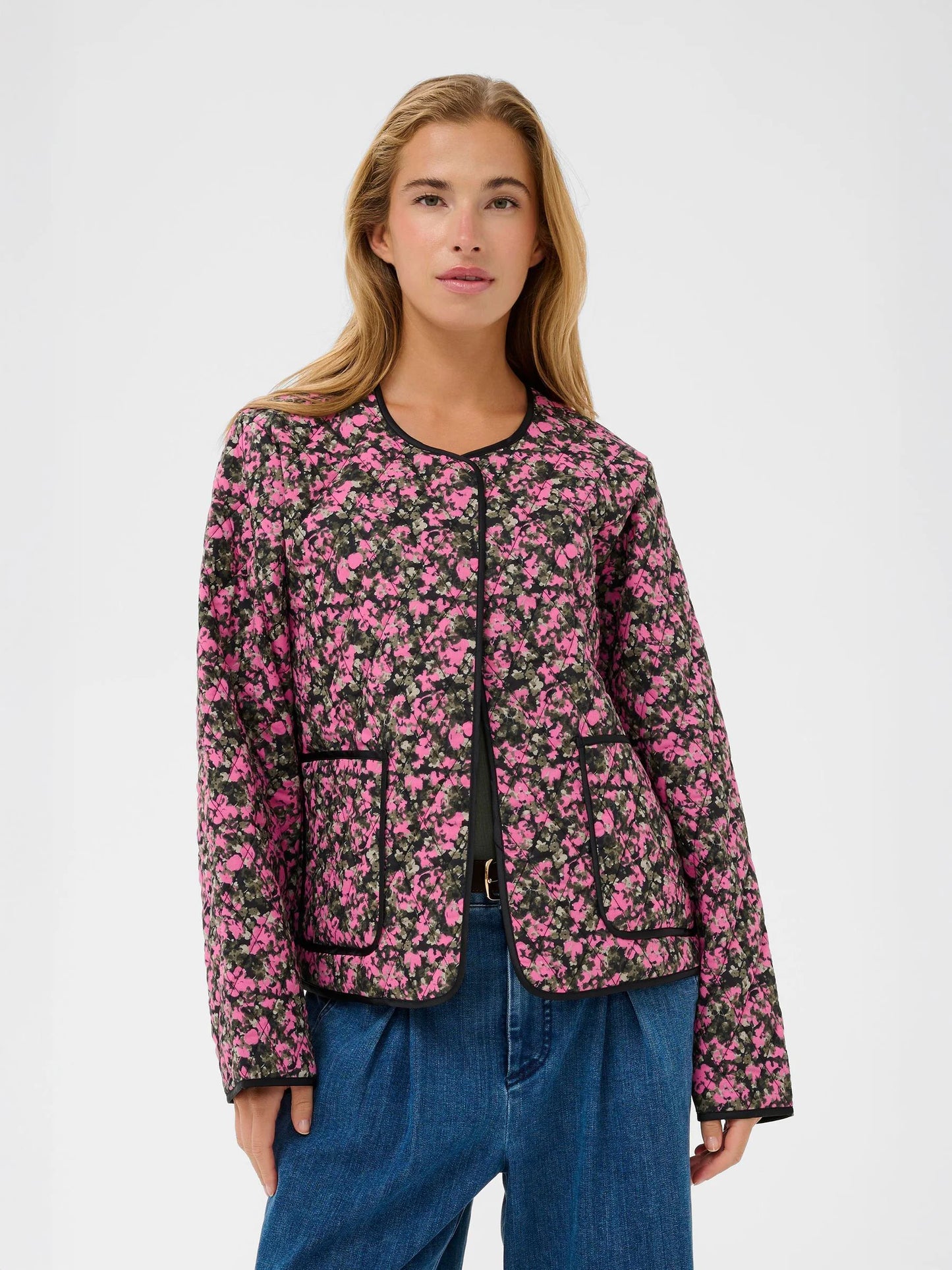KAnuria jacket